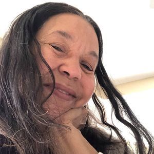 Meet your Posher, Marcia